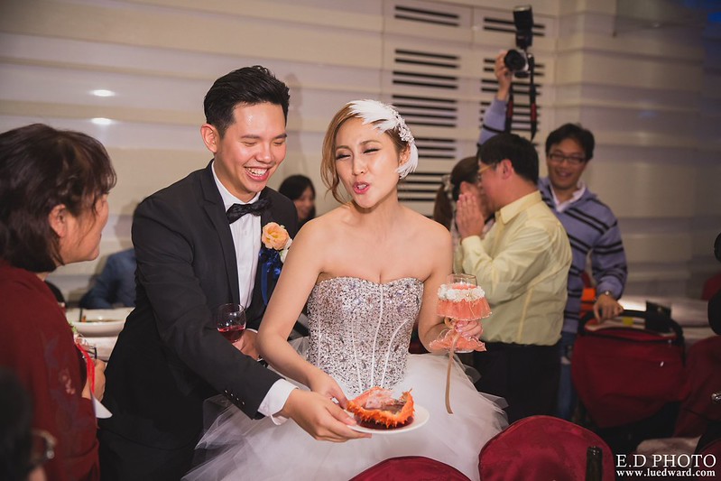 [台中婚攝] Howard＆Shermie 婚禮紀錄｜雅園新潮時尚廳