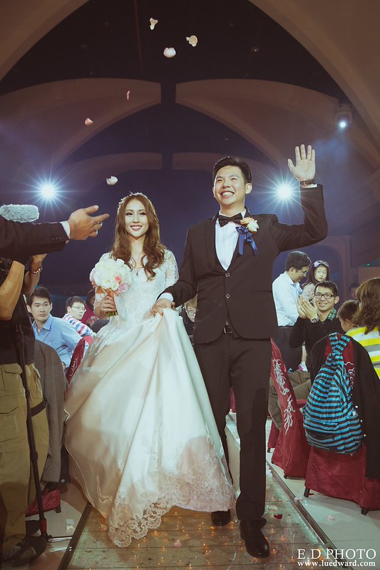 [台中婚攝] Howard＆Shermie 婚禮紀錄｜雅園新潮時尚廳