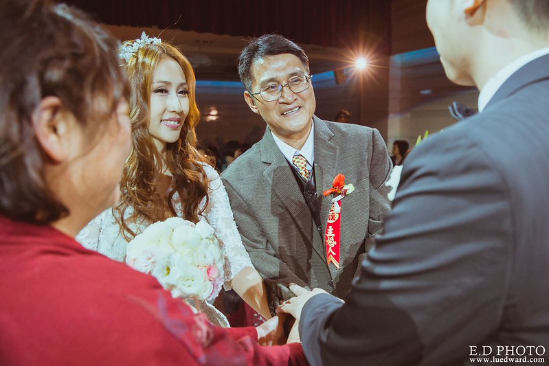 [台中婚攝] Howard＆Shermie 婚禮紀錄｜雅園新潮時尚廳