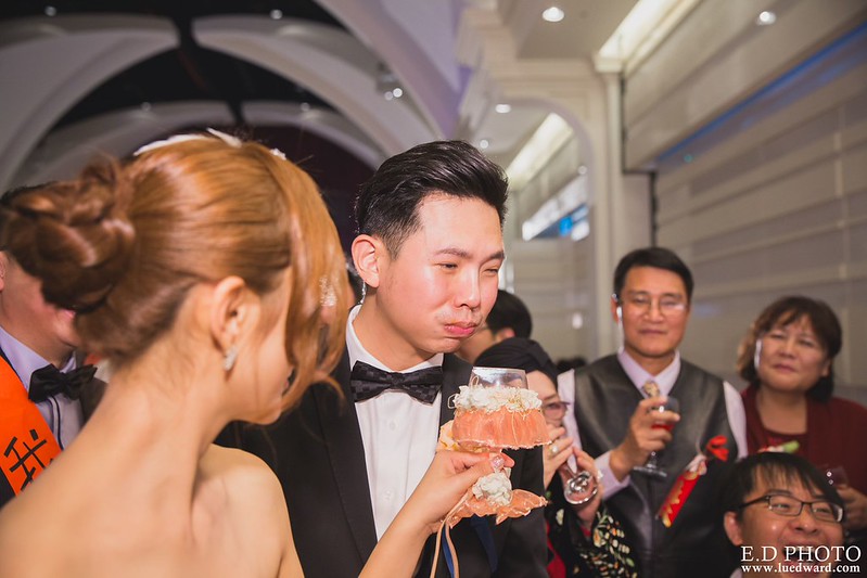 [台中婚攝] Howard＆Shermie 婚禮紀錄｜雅園新潮時尚廳