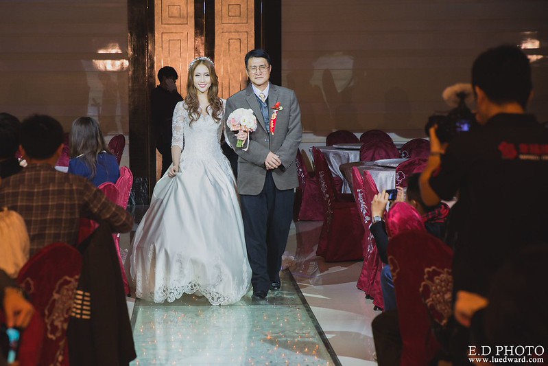 [台中婚攝] Howard＆Shermie 婚禮紀錄｜雅園新潮時尚廳