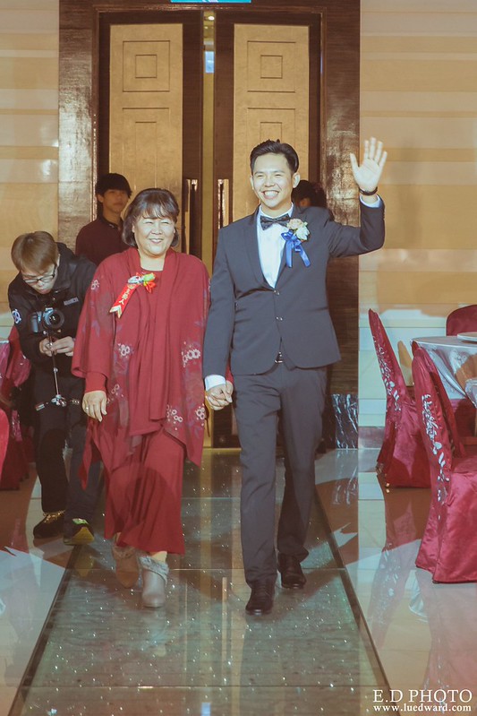[台中婚攝] Howard＆Shermie 婚禮紀錄｜雅園新潮時尚廳