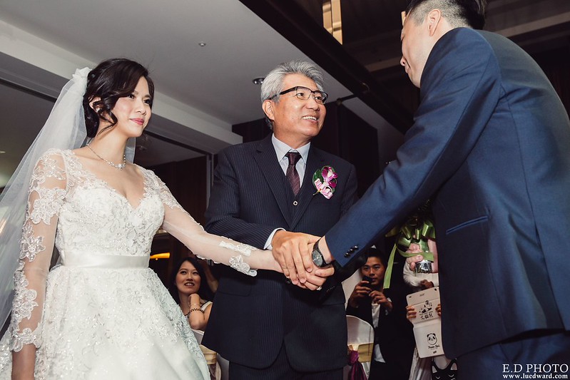 [婚攝] Ethan＆Cora 婚禮紀錄｜福容大飯店淡水漁人碼頭