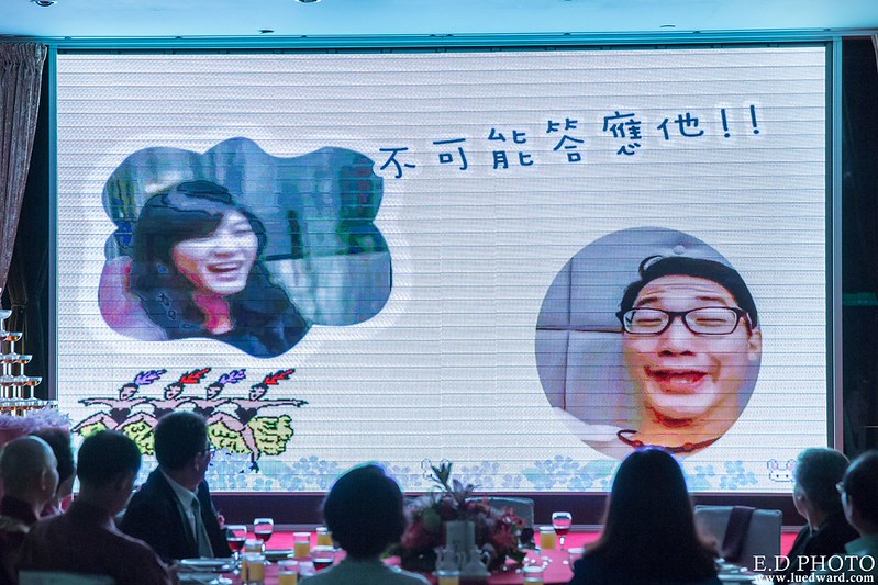 [高雄婚攝] 任緯＆怡萱 婚禮紀錄｜夢時代雅悅會館晶鑽廳