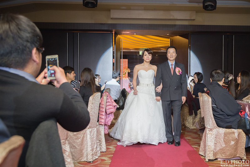 [台中婚攝] 建宏＆立婷 婚禮紀錄｜永豐棧