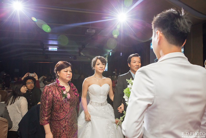 [台中婚攝] 建宏＆立婷 婚禮紀錄｜永豐棧