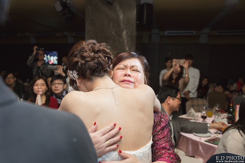 [台中婚攝] 建宏＆立婷 婚禮紀錄｜永豐棧