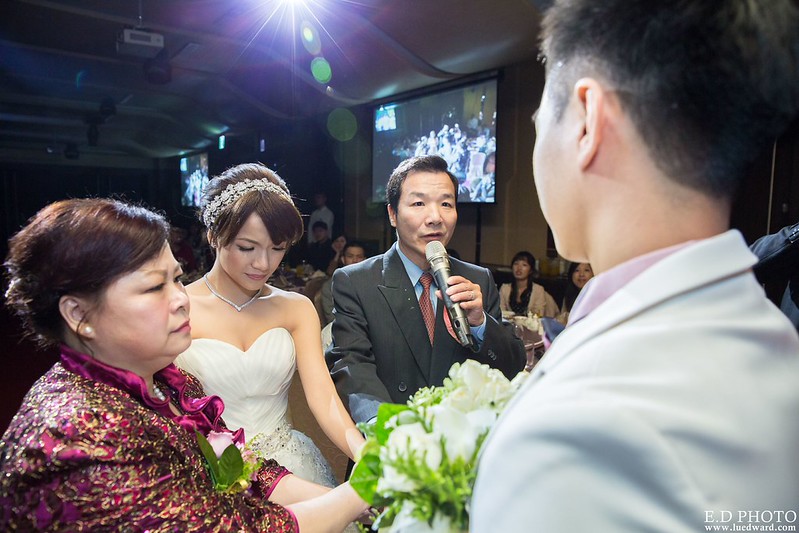 [台中婚攝] 建宏＆立婷 婚禮紀錄｜永豐棧