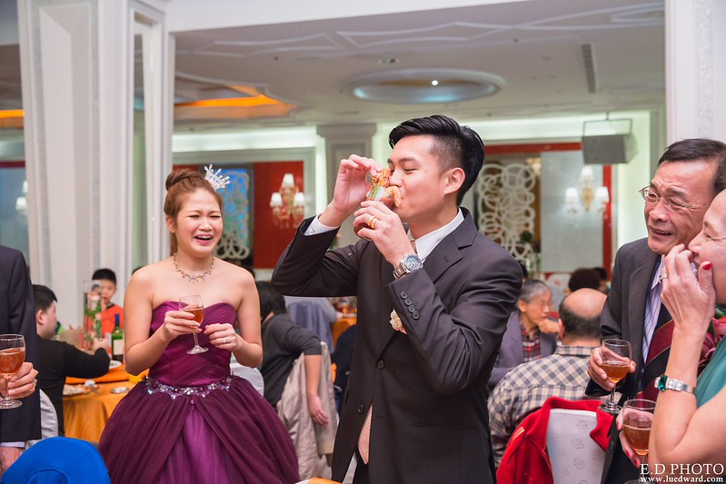[台中婚攝] 毓炤＆之傑 婚禮紀錄｜中橋婚宴會館