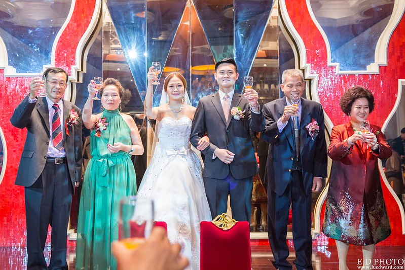 [台中婚攝] 毓炤＆之傑 婚禮紀錄｜中橋婚宴會館