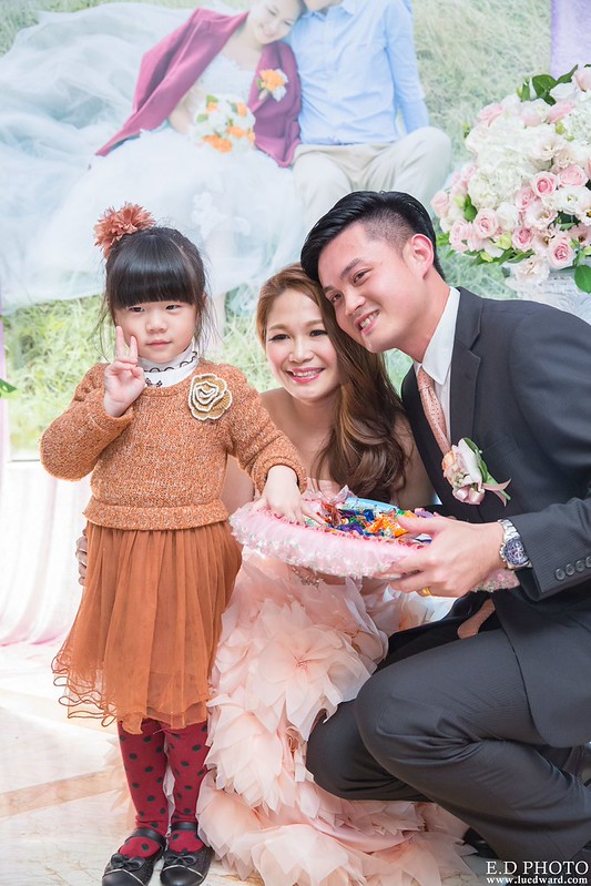 [台中婚攝] 毓炤＆之傑 婚禮紀錄｜中橋婚宴會館