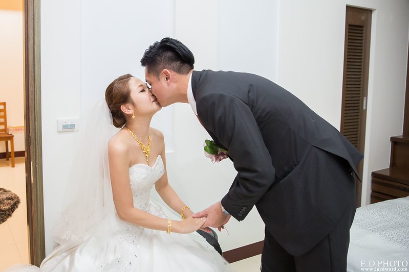 [台中婚攝] 毓炤＆之傑 婚禮紀錄｜中橋婚宴會館
