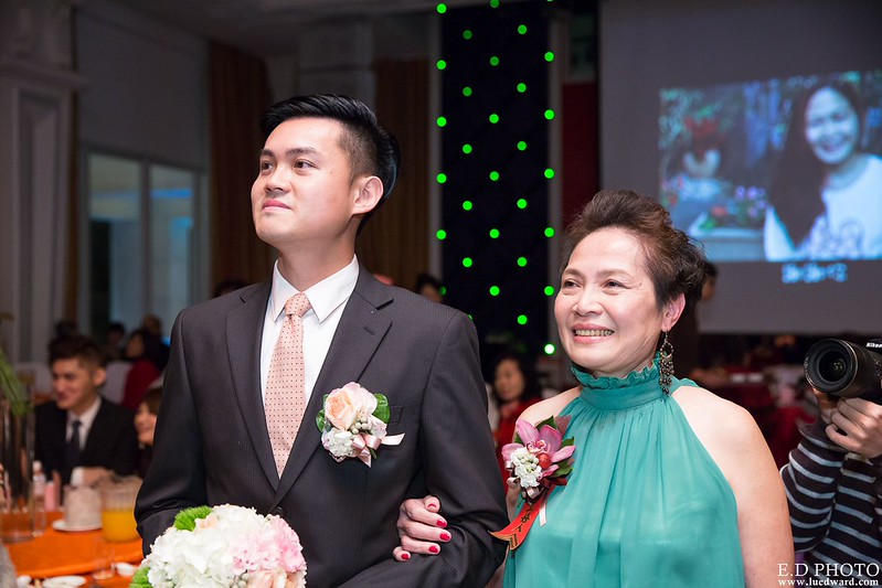 [台中婚攝] 毓炤＆之傑 婚禮紀錄｜中橋婚宴會館
