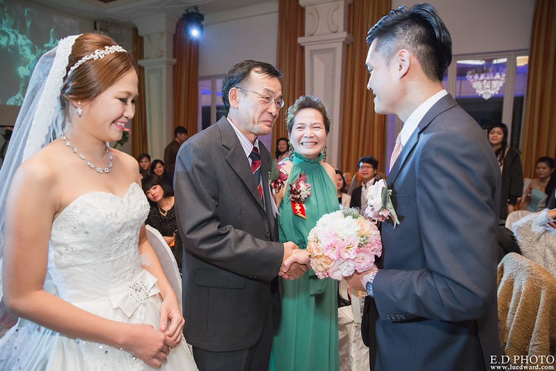 [台中婚攝] 毓炤＆之傑 婚禮紀錄｜中橋婚宴會館