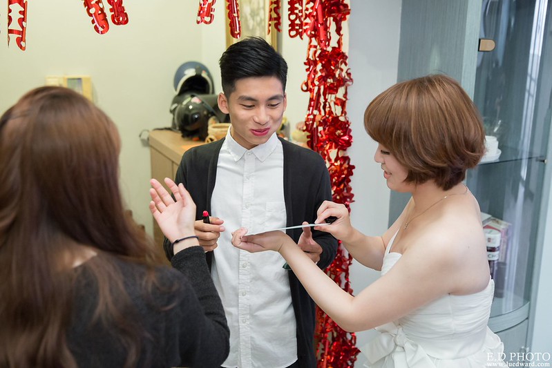 [高雄婚攝] 駿業＆宛凌 婚禮紀錄｜岡山海中鮮