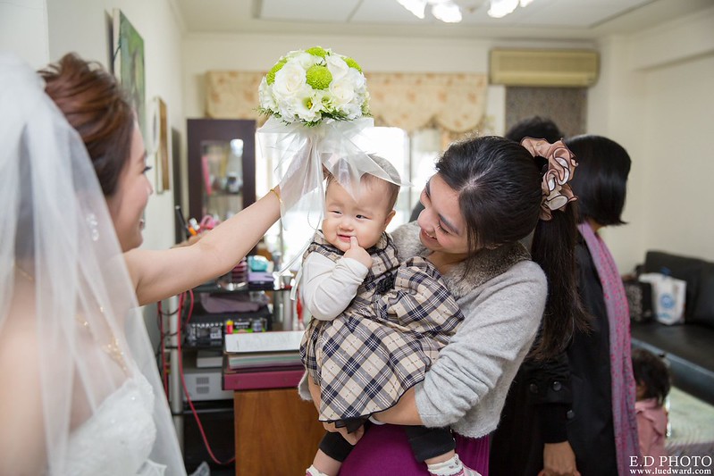 [高雄婚攝] 駿業＆宛凌 婚禮紀錄｜岡山海中鮮