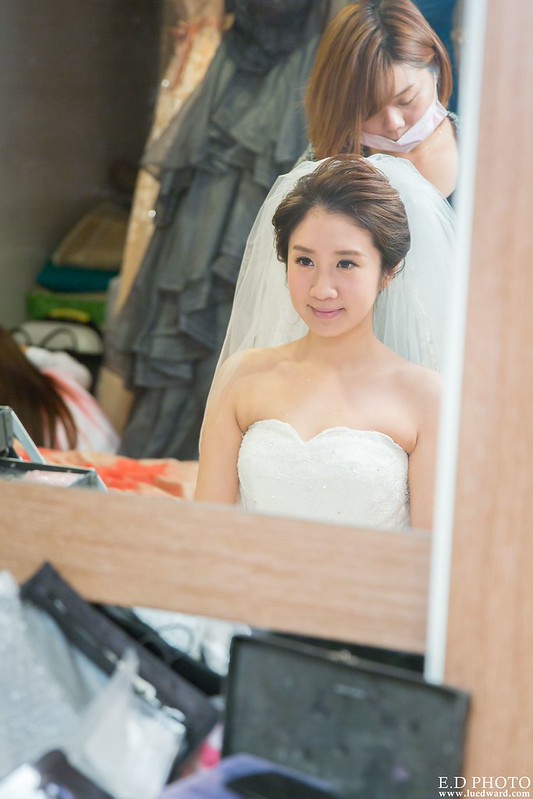 [高雄婚攝] 駿業＆宛凌 婚禮紀錄｜岡山海中鮮