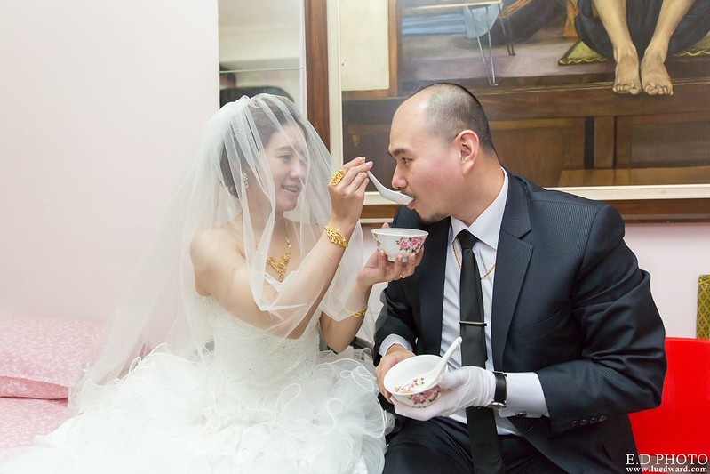 [高雄婚攝] 駿業＆宛凌 婚禮紀錄｜岡山海中鮮