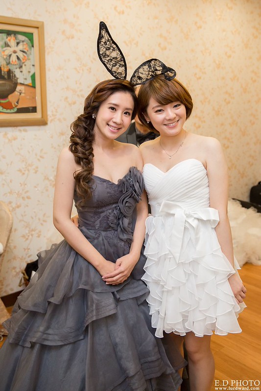 [高雄婚攝] 駿業＆宛凌 婚禮紀錄｜岡山海中鮮