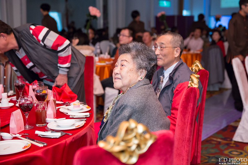 [台中婚攝] 毓炤＆之傑 婚禮紀錄｜中橋婚宴會館