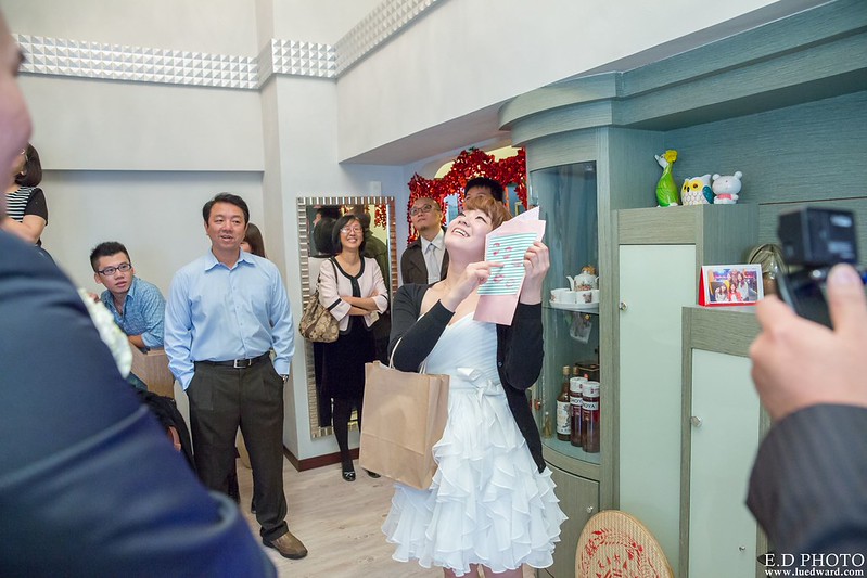[高雄婚攝] 駿業＆宛凌 婚禮紀錄｜岡山海中鮮