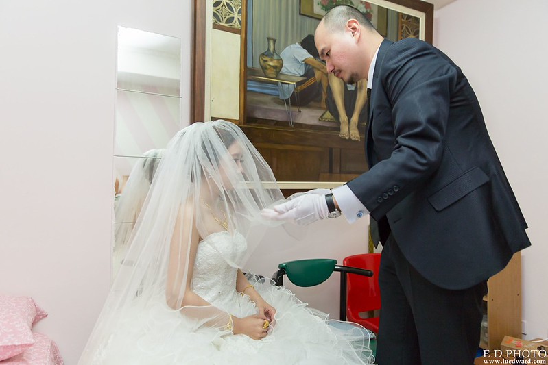 [高雄婚攝] 駿業＆宛凌 婚禮紀錄｜岡山海中鮮