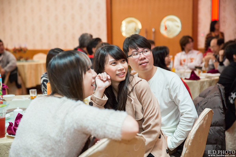[高雄婚攝] 駿業＆宛凌 婚禮紀錄｜岡山海中鮮
