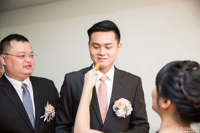 [台中婚攝] 毓炤＆之傑 婚禮紀錄｜中橋婚宴會館