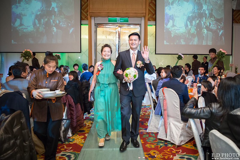 [台中婚攝] 毓炤＆之傑 婚禮紀錄｜中橋婚宴會館