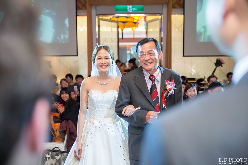 [台中婚攝] 毓炤＆之傑 婚禮紀錄｜中橋婚宴會館