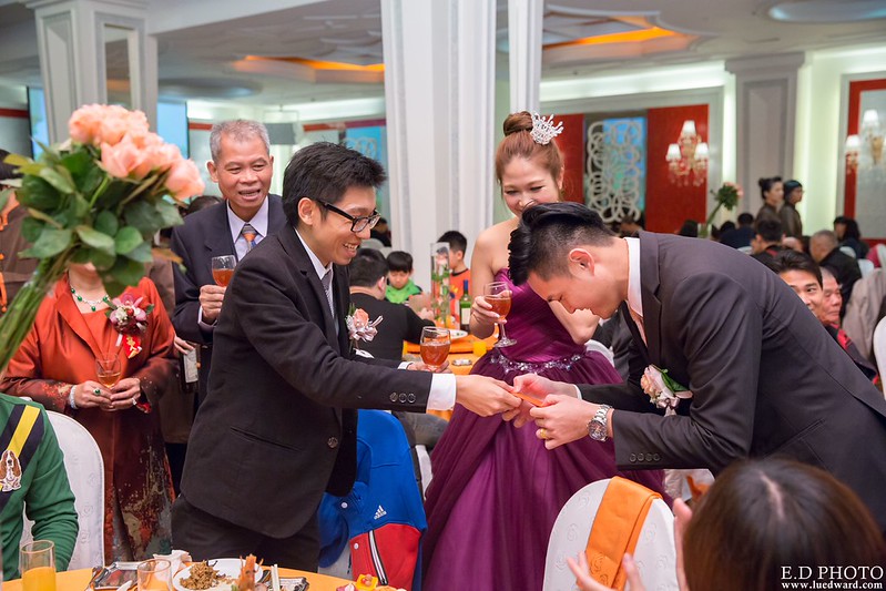 [台中婚攝] 毓炤＆之傑 婚禮紀錄｜中橋婚宴會館