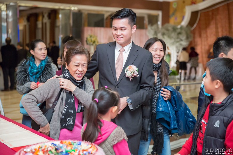 [台中婚攝] 毓炤＆之傑 婚禮紀錄｜中橋婚宴會館