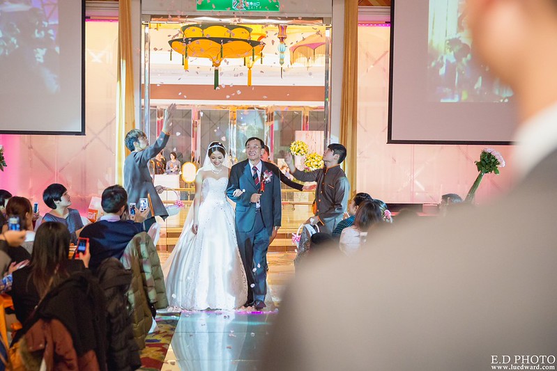 [台中婚攝] 毓炤＆之傑 婚禮紀錄｜中橋婚宴會館
