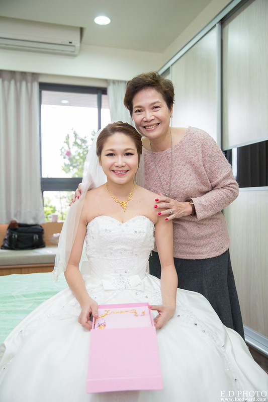 [台中婚攝] 毓炤＆之傑 婚禮紀錄｜中橋婚宴會館