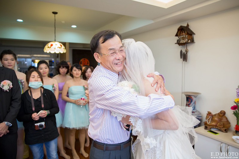 [台中婚攝] 毓炤＆之傑 婚禮紀錄｜中橋婚宴會館