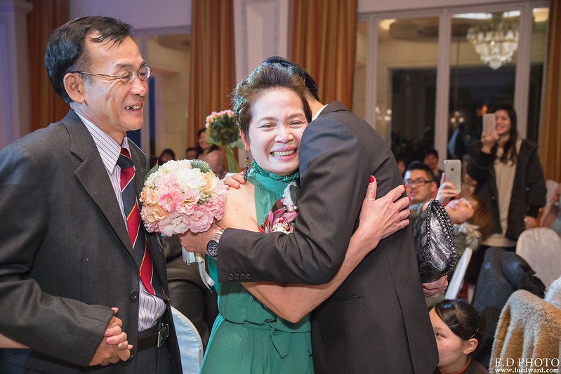 [台中婚攝] 毓炤＆之傑 婚禮紀錄｜中橋婚宴會館