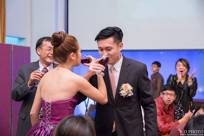 [台中婚攝] 毓炤＆之傑 婚禮紀錄｜中橋婚宴會館