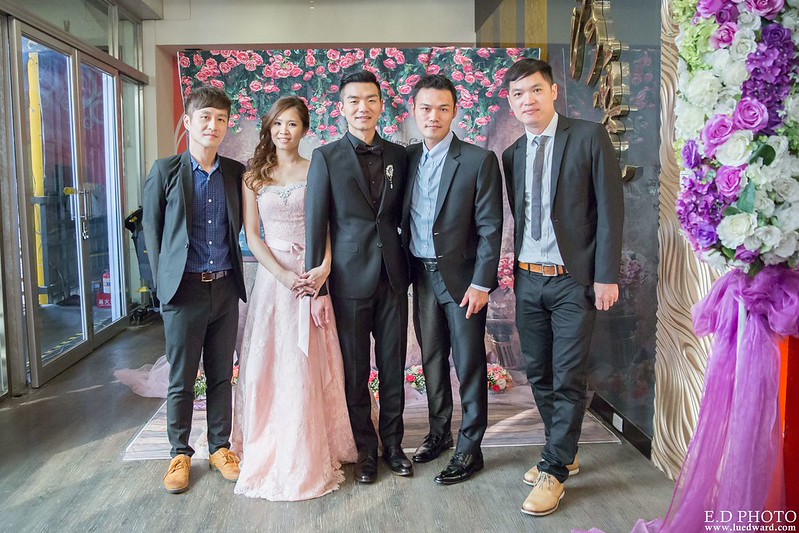 [高雄婚攝] 友賢＆亦軒 婚禮紀錄｜香蕉碼頭