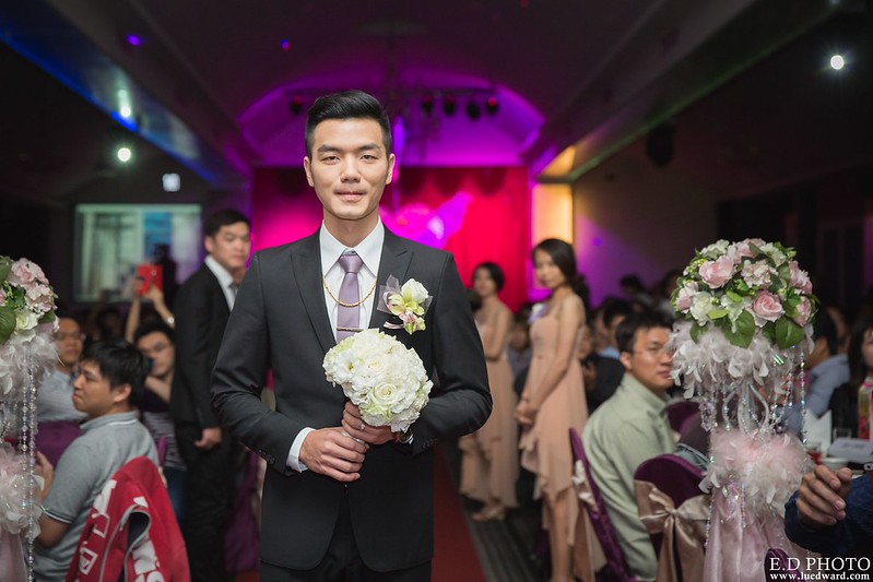 [高雄婚攝] 友賢＆亦軒 婚禮紀錄｜香蕉碼頭