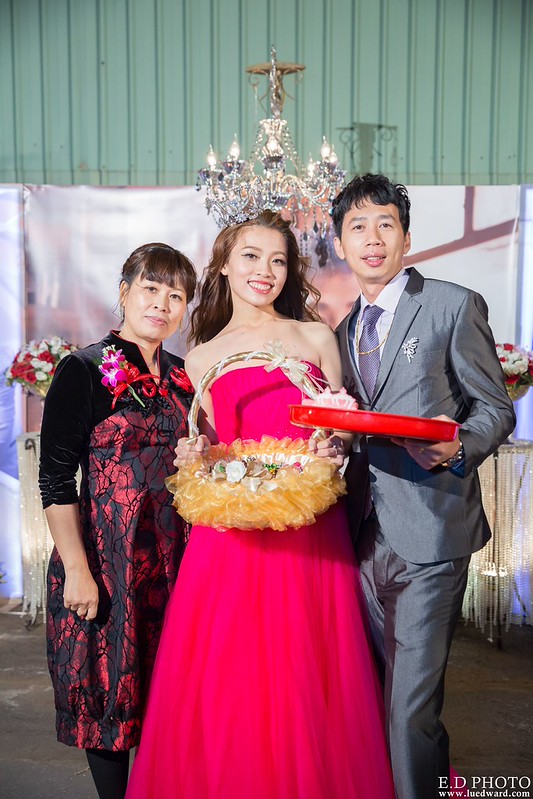 [高雄婚攝] 榮學＆靖閔 婚禮紀錄｜自宅