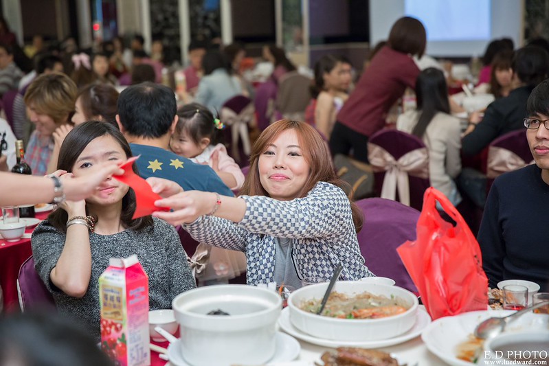 [高雄婚攝] 友賢＆亦軒 婚禮紀錄｜香蕉碼頭