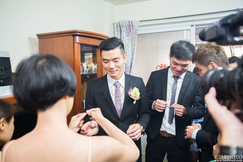 [高雄婚攝] 友賢＆亦軒 婚禮紀錄｜香蕉碼頭