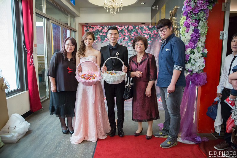 [高雄婚攝] 友賢＆亦軒 婚禮紀錄｜香蕉碼頭