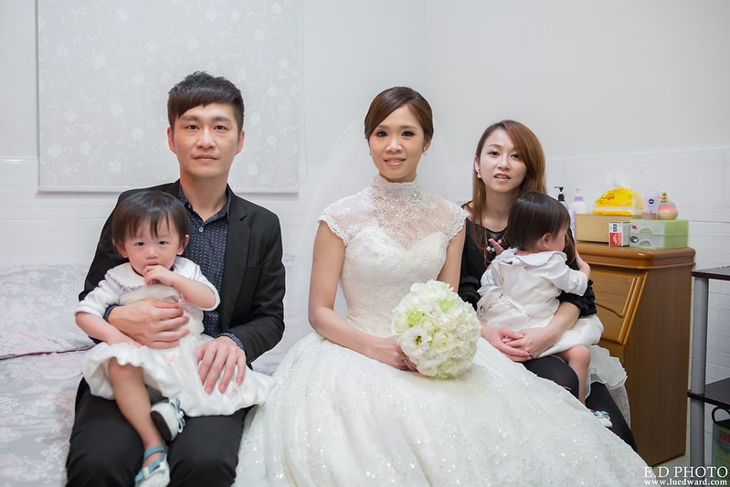 [高雄婚攝] 友賢＆亦軒 婚禮紀錄｜香蕉碼頭