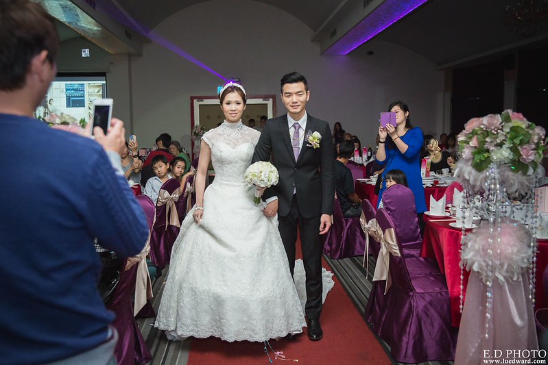 [高雄婚攝] 友賢＆亦軒 婚禮紀錄｜香蕉碼頭
