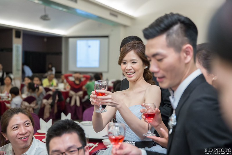 [高雄婚攝] 友賢＆亦軒 婚禮紀錄｜香蕉碼頭