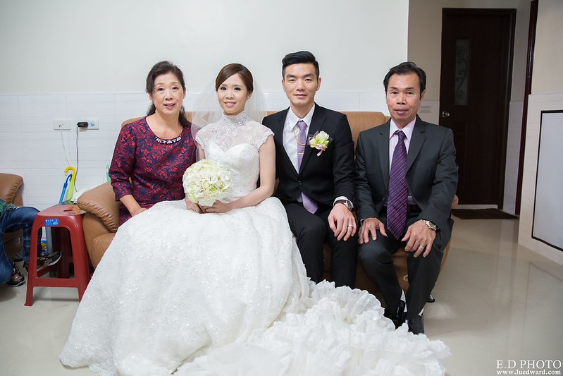 [高雄婚攝] 友賢＆亦軒 婚禮紀錄｜香蕉碼頭