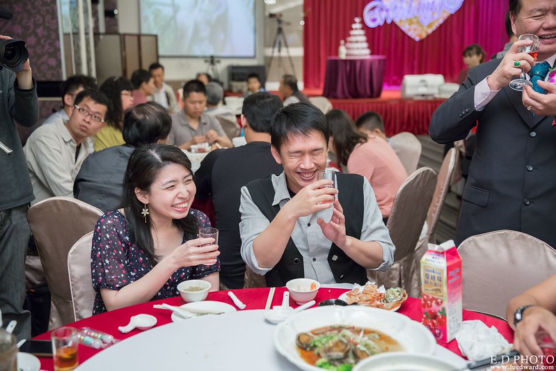 [高雄婚攝] 友賢＆亦軒 婚禮紀錄｜香蕉碼頭