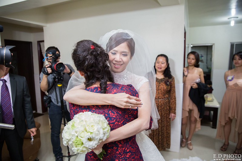 [高雄婚攝] 友賢＆亦軒 婚禮紀錄｜香蕉碼頭