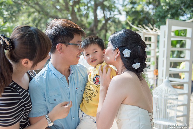 [高雄婚攝] Garret＆Dodel 婚禮紀錄｜橋頭糖廠白屋